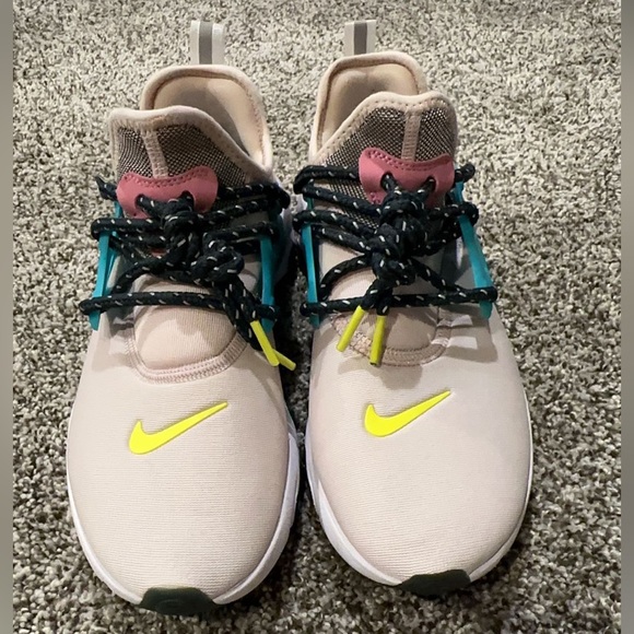 Nike Presto React - Picture 2 of 5